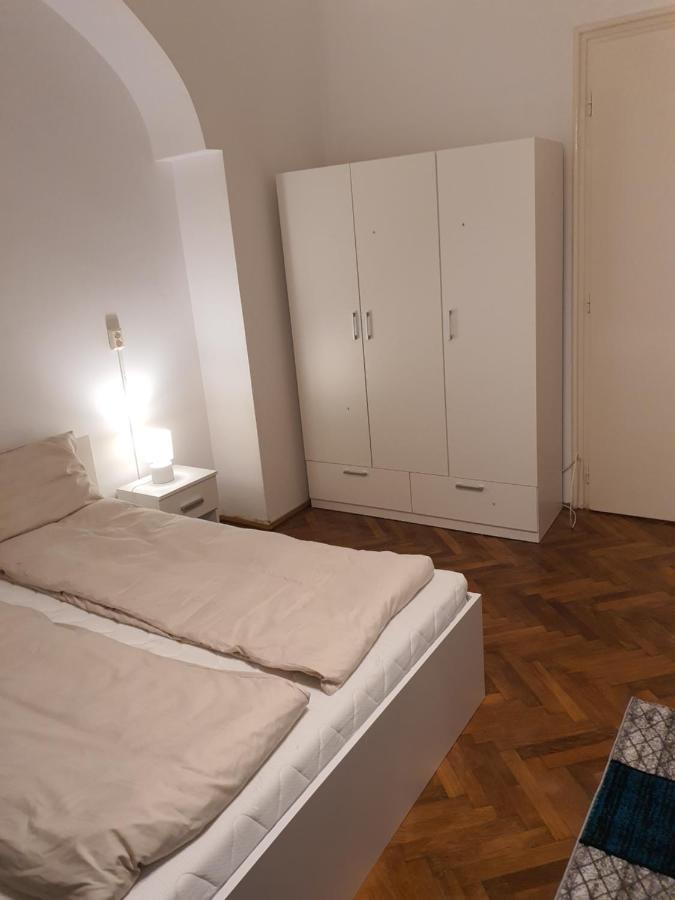 Apartament Enescu تيميشورا المظهر الخارجي الصورة